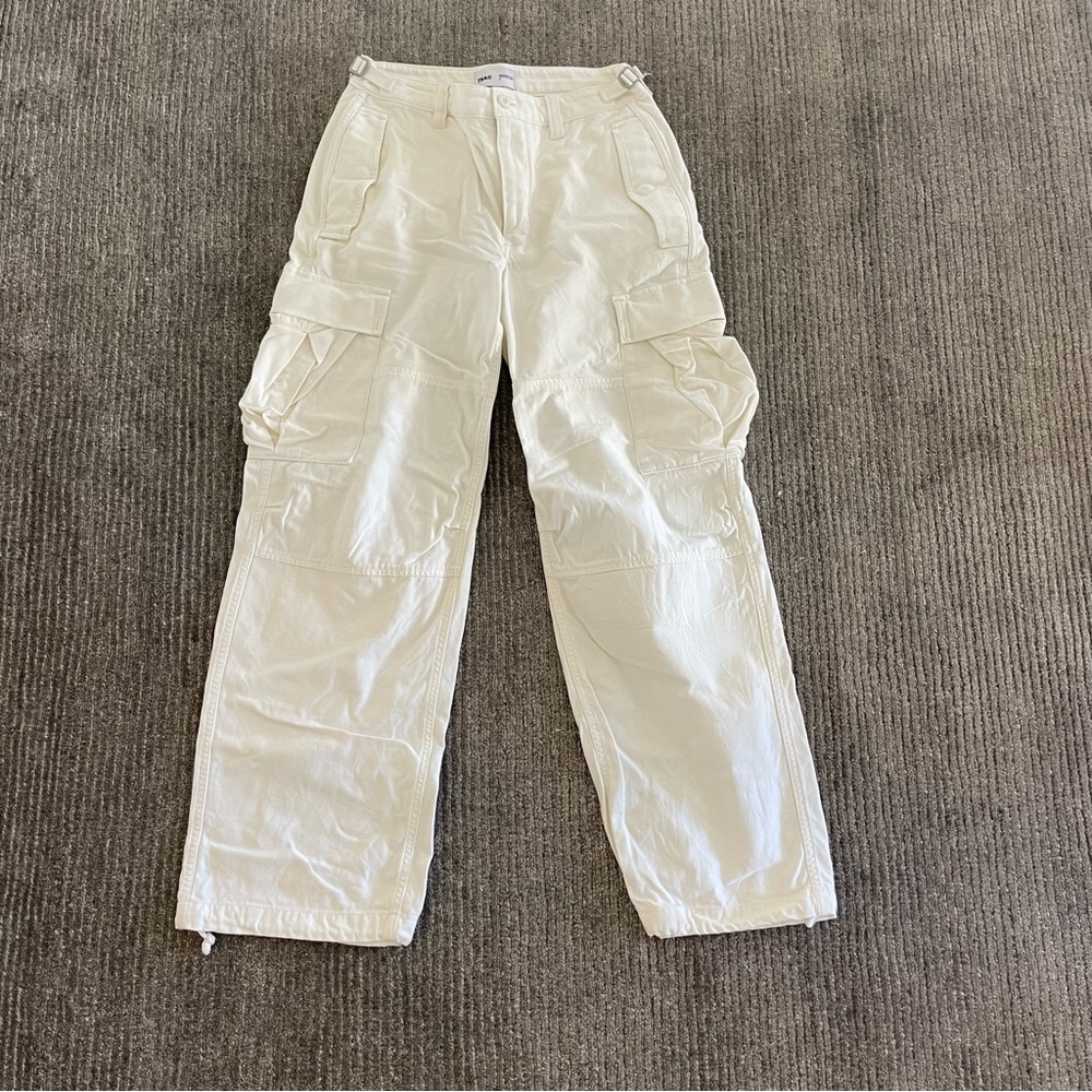 TNA size 4 white cargo pants